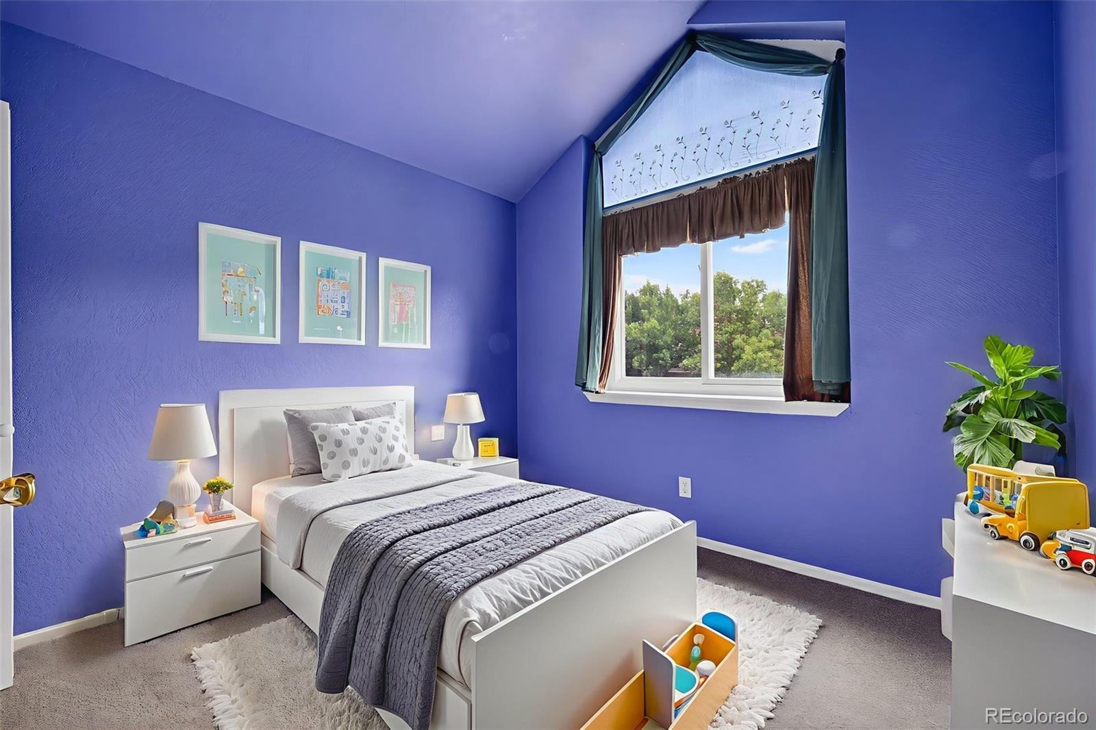 4386 W Deertrail Court