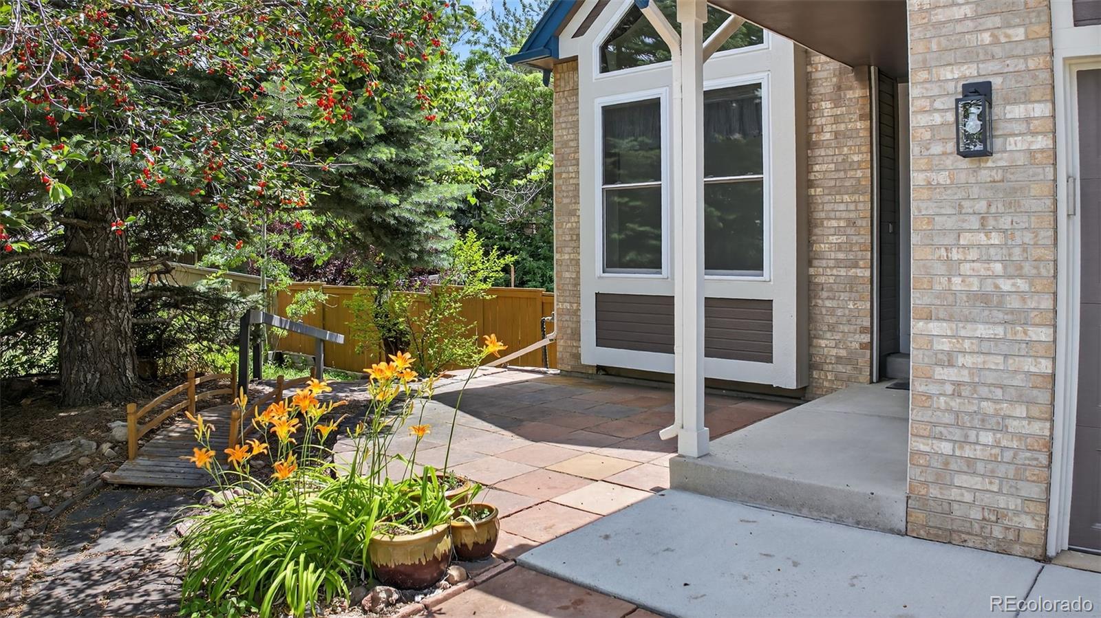 4386 W Deertrail Court