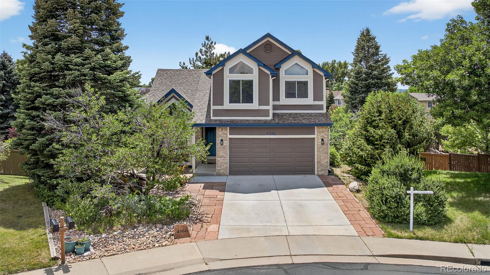 4386 W Deertrail Court
