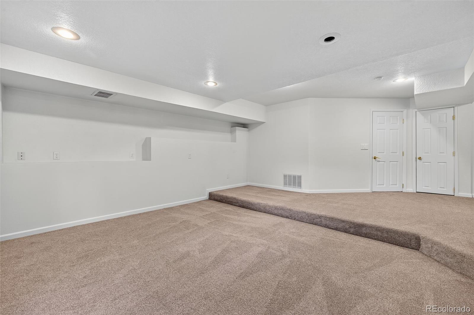 4386 W Deertrail Court