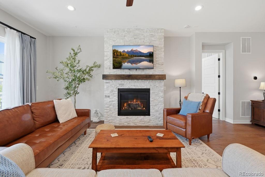 5856 Presidio Parkway