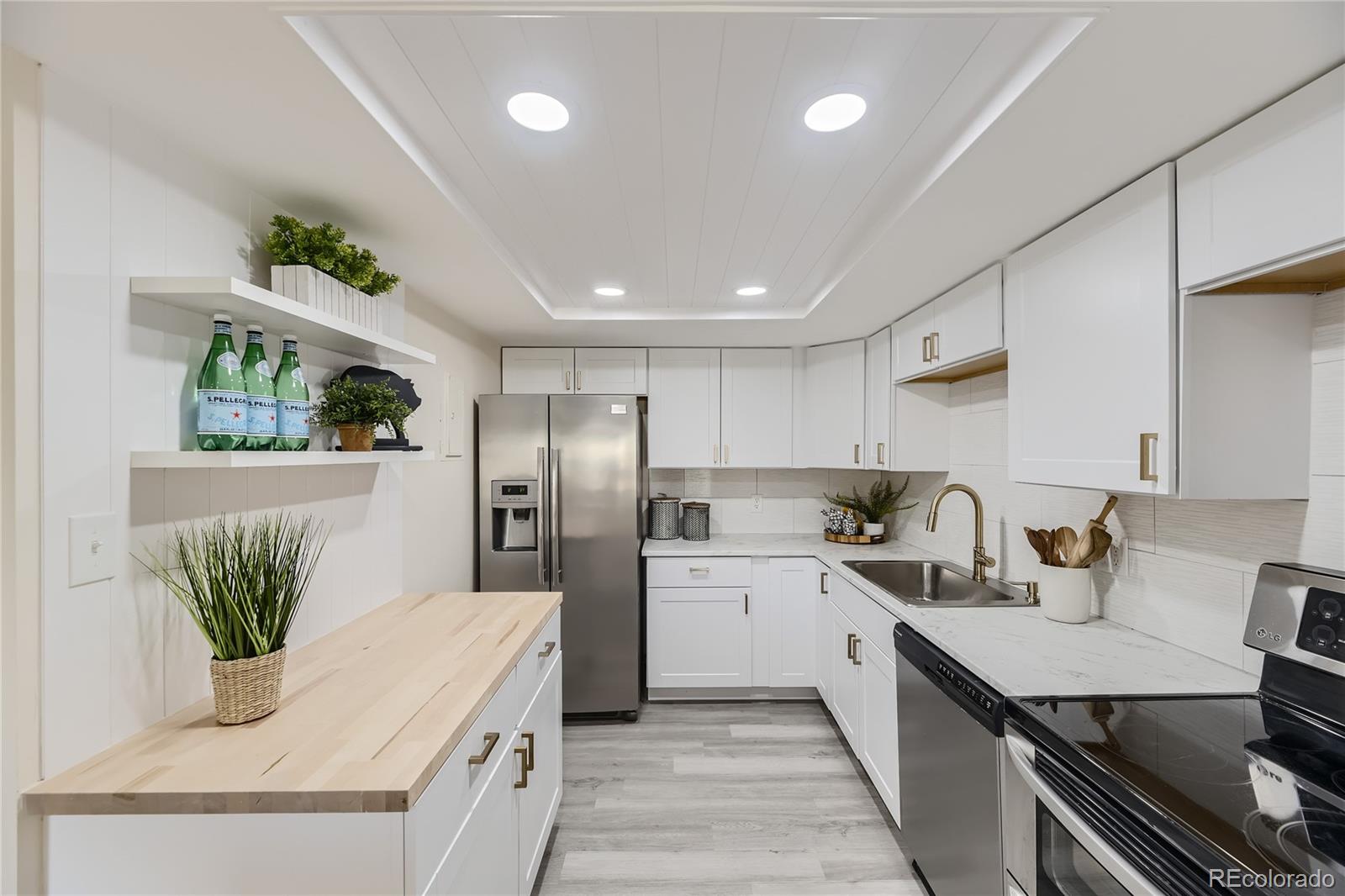 13661 E Marina Drive Unit: 604