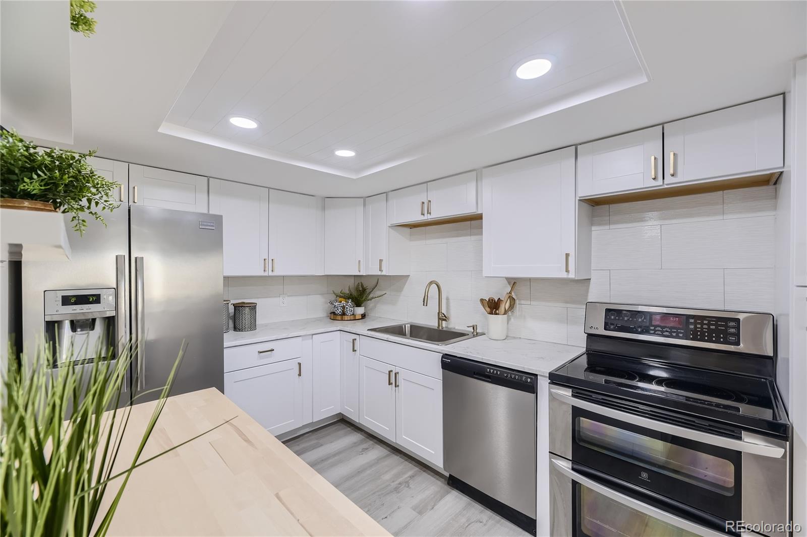 13661 E Marina Drive Unit: 604