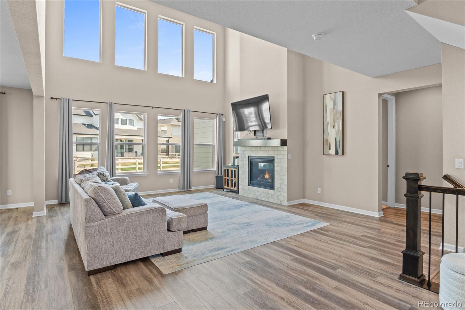 5909 Los Olivas Point