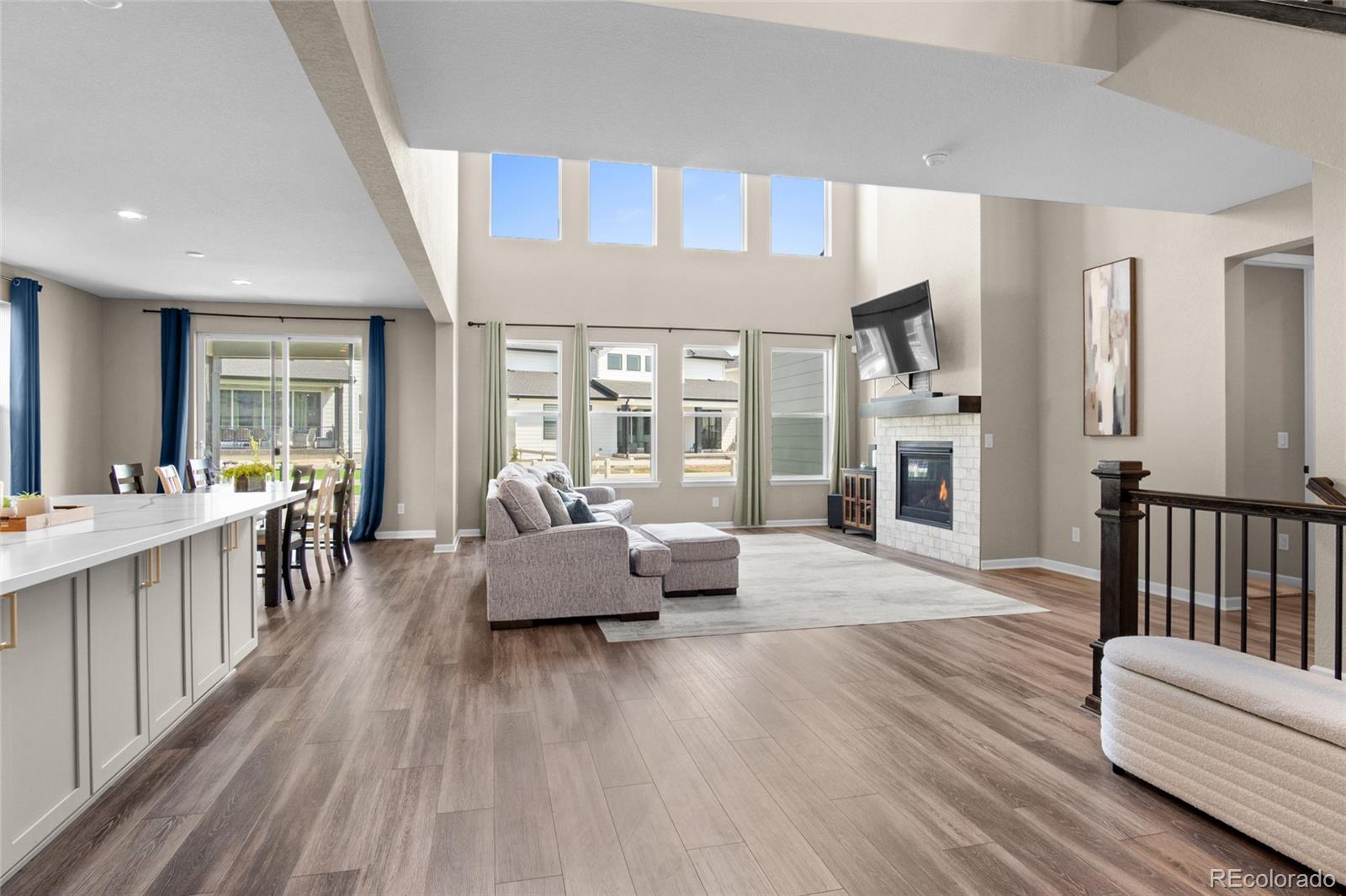 5909 Los Olivas Point