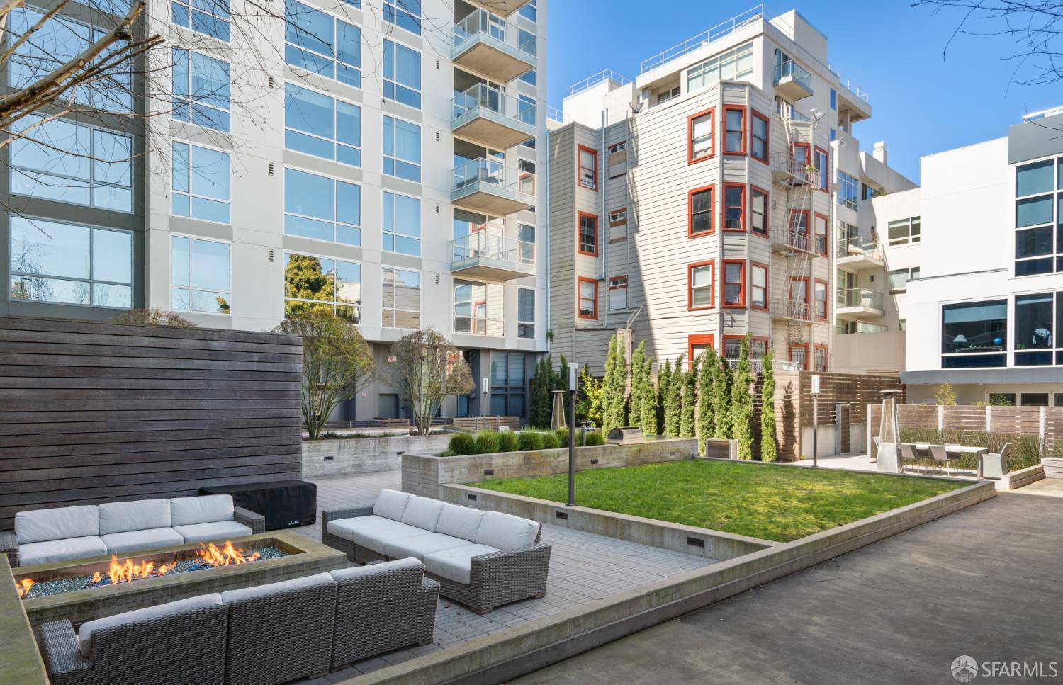1788 Clay Street # 412