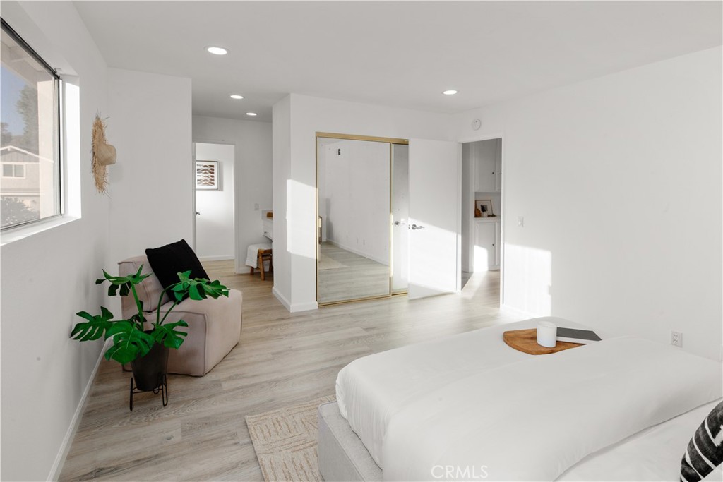 22913 Galaxy Lane 30