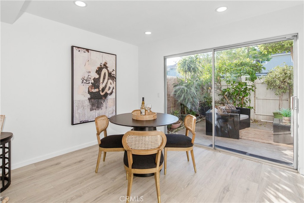 22913 Galaxy Lane 30