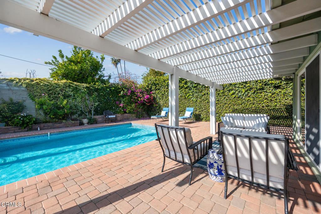 1275 Tropical Avenue