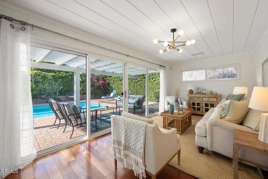 1275 Tropical Avenue