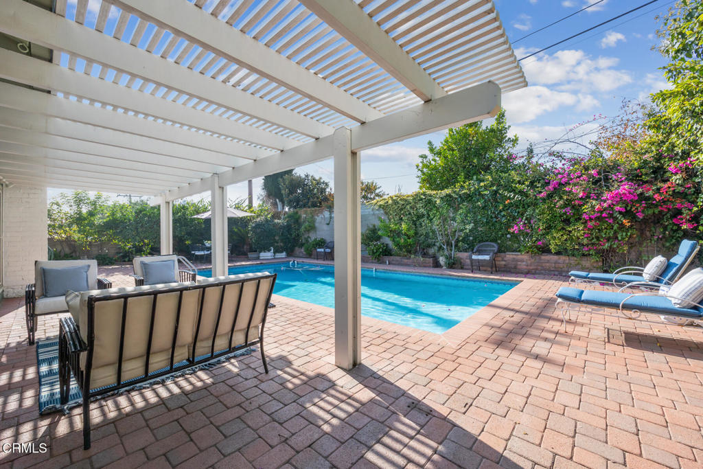 1275 Tropical Avenue