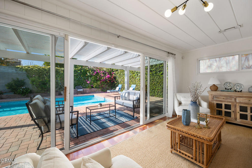 1275 Tropical Avenue