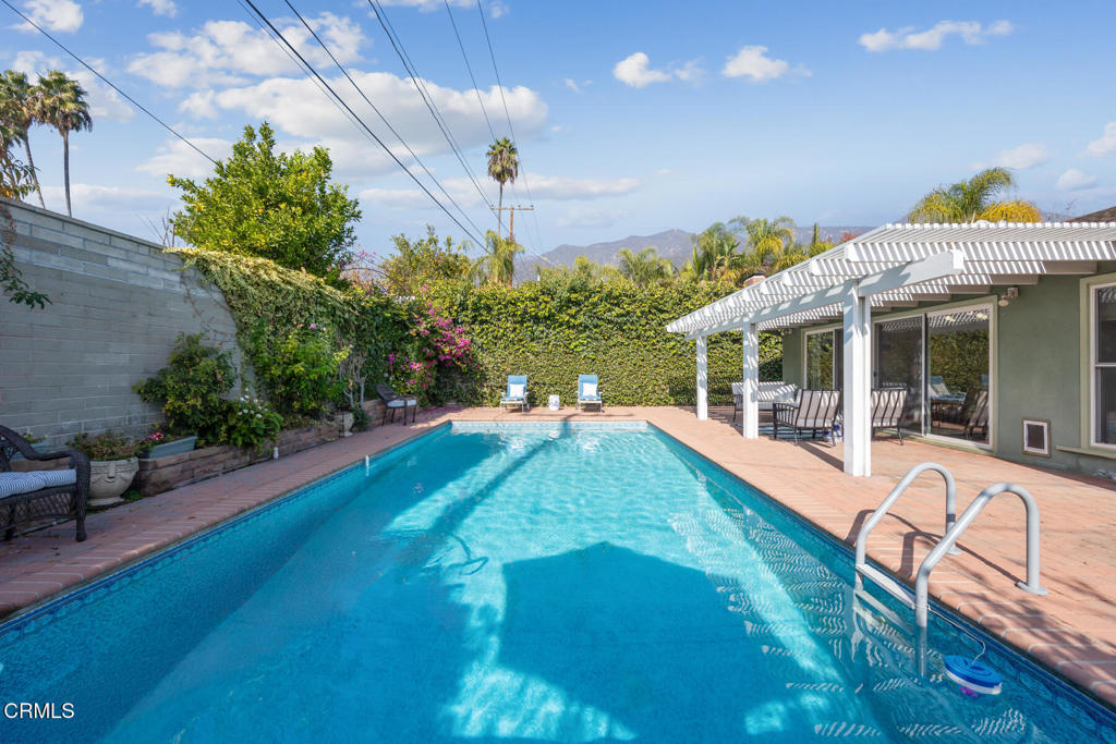 1275 Tropical Avenue