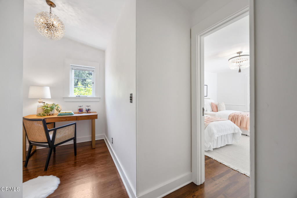 380 California Terrace