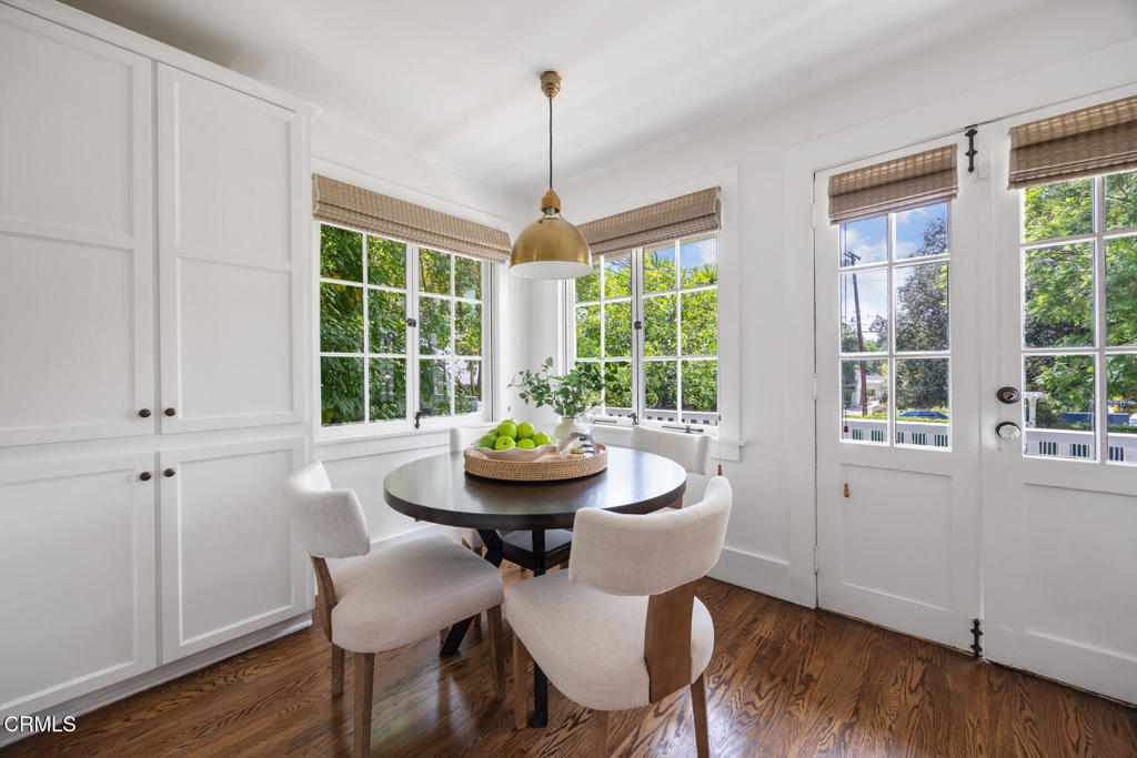 380 California Terrace