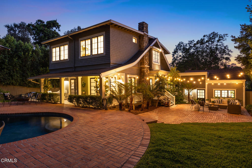 380 California Terrace