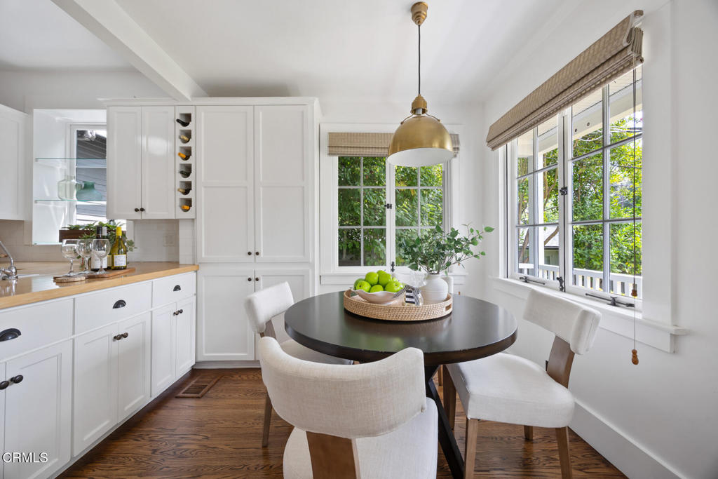 380 California Terrace