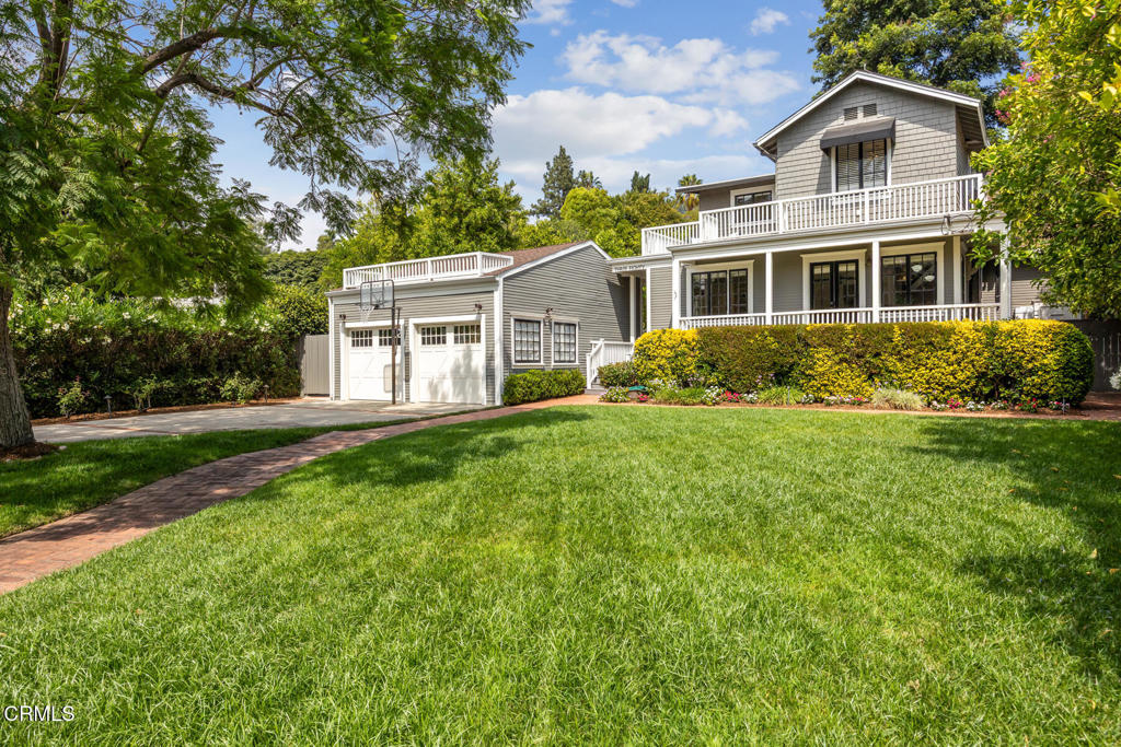 380 California Terrace