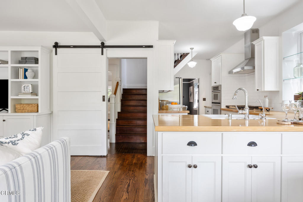 380 California Terrace