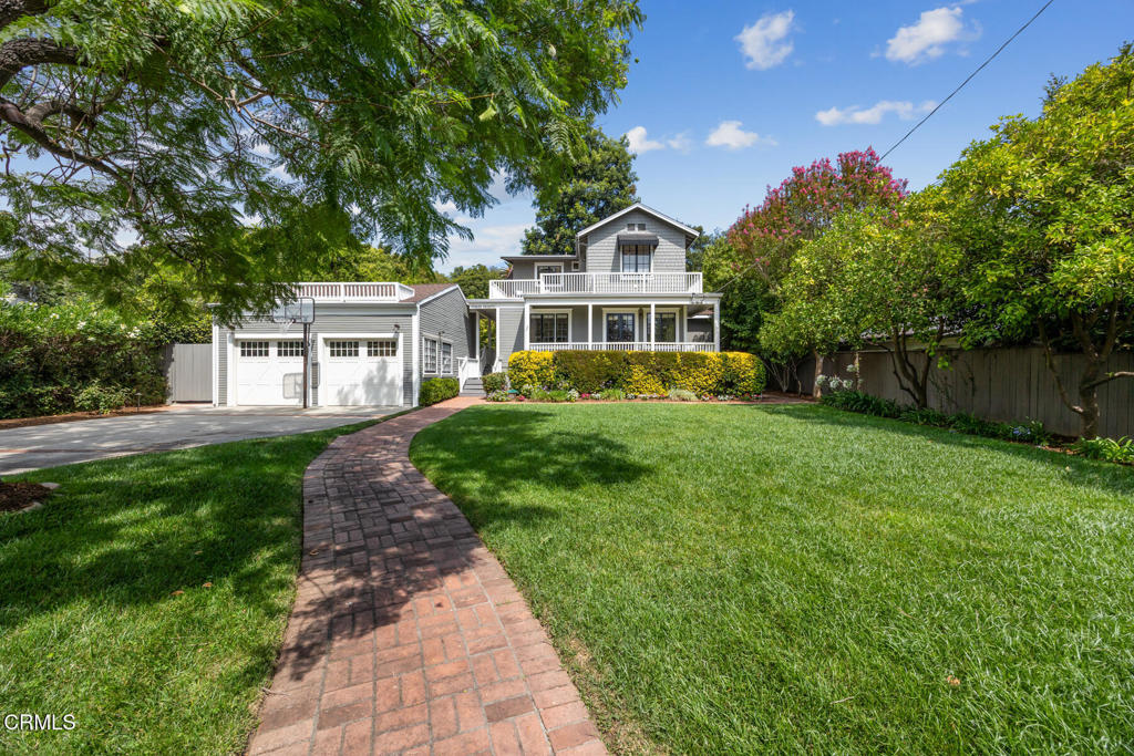 380 California Terrace