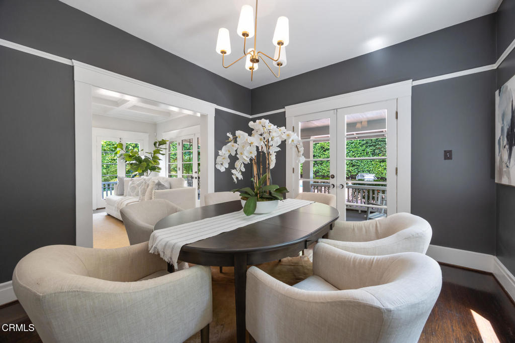 380 California Terrace