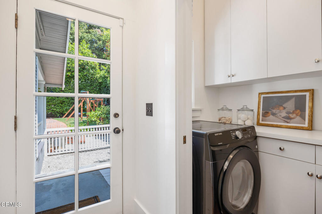 380 California Terrace