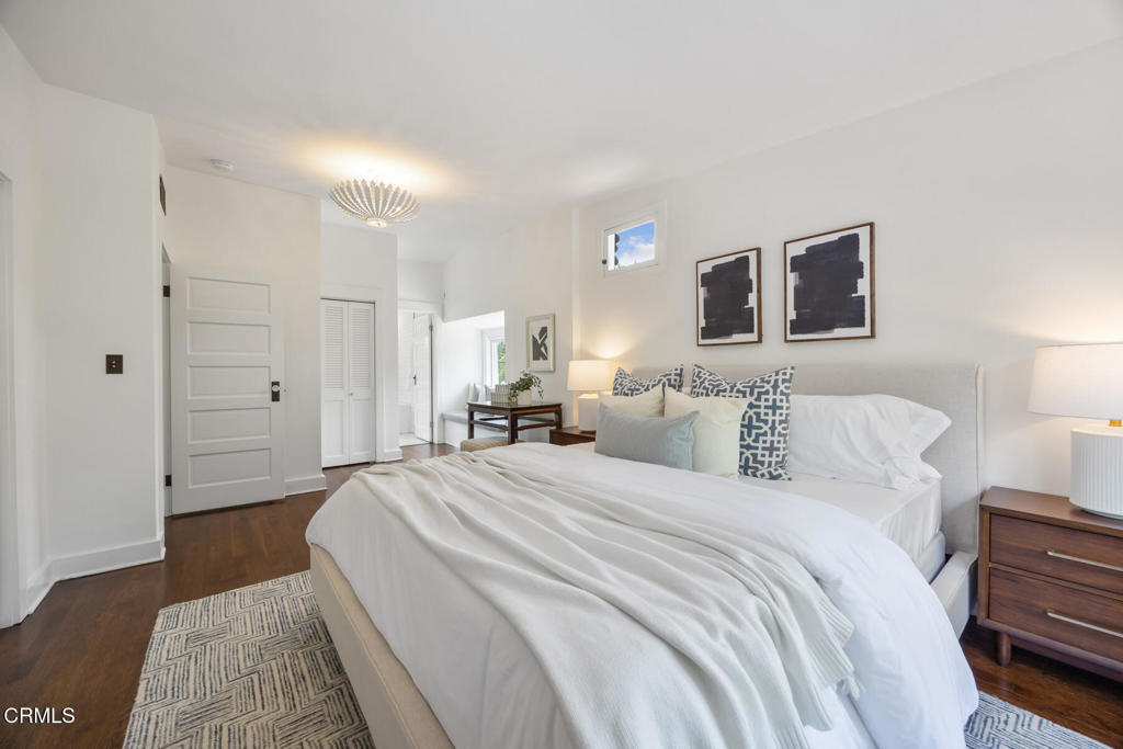 380 California Terrace