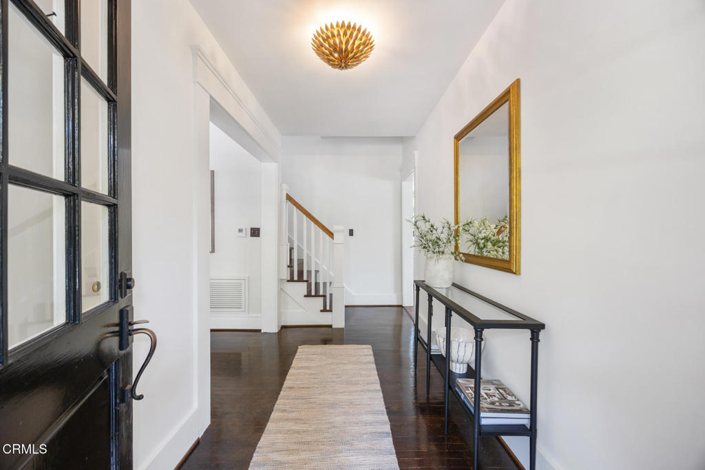 380 California Terrace