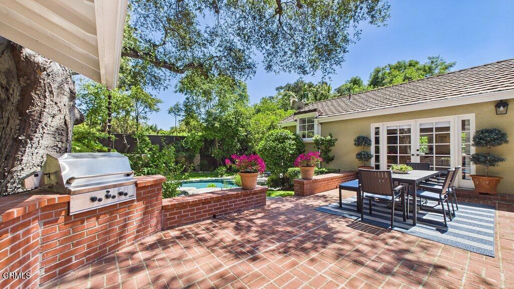 330 Glen Summer Road