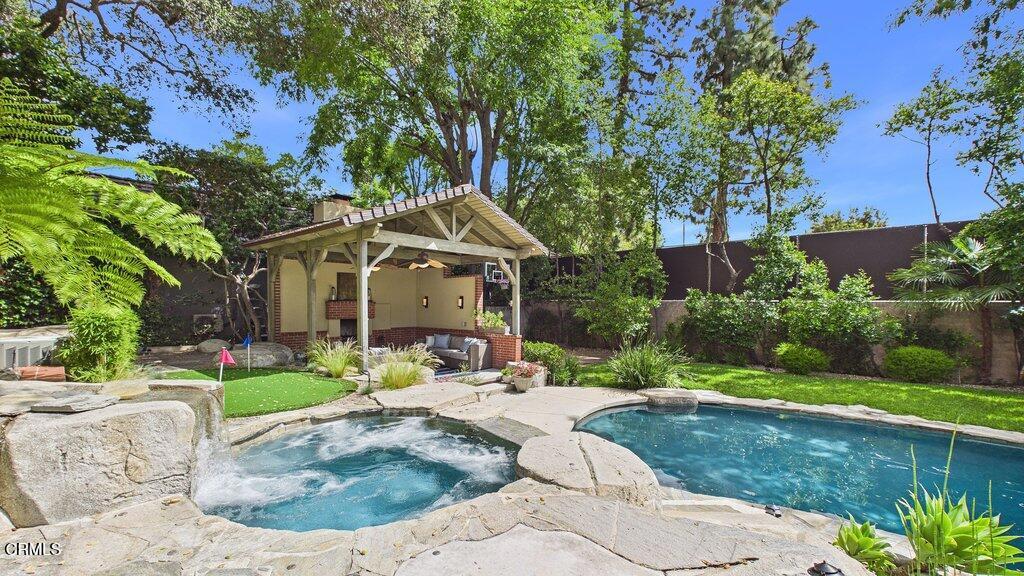 330 Glen Summer Road