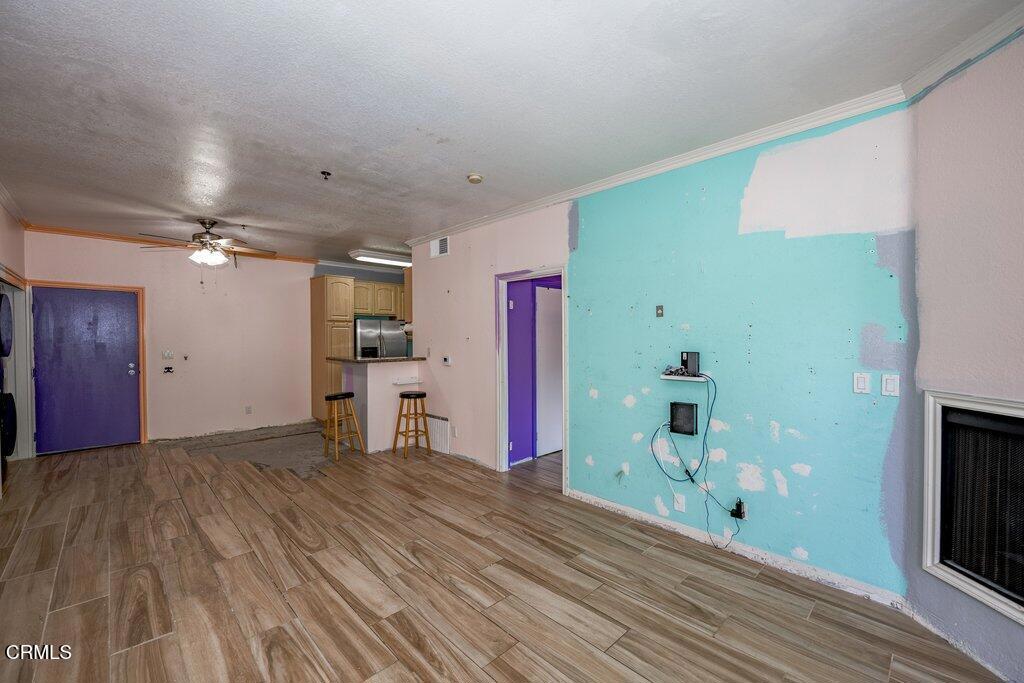 300 N El Molino Avenue 301