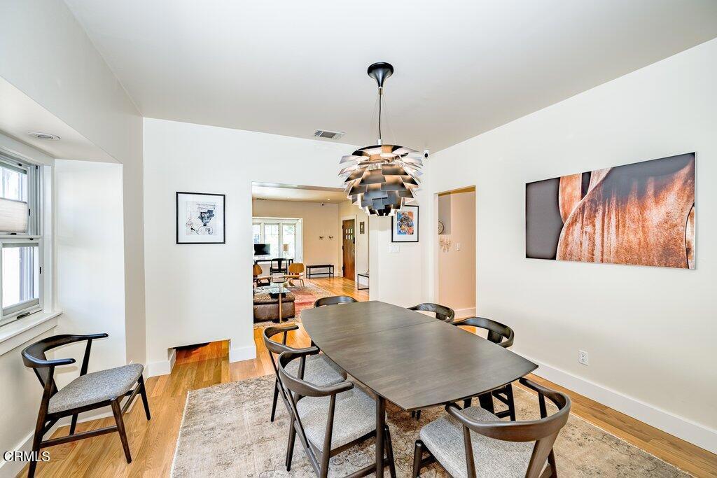 961 N Michigan Avenue