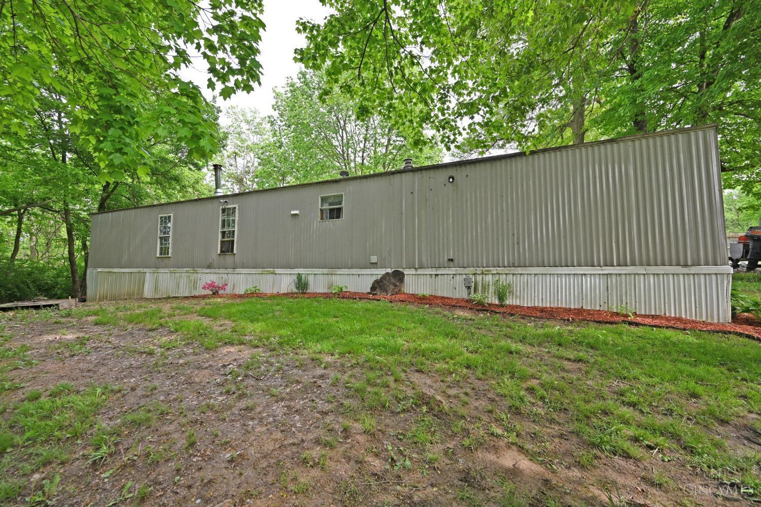 7087 Highland Trail