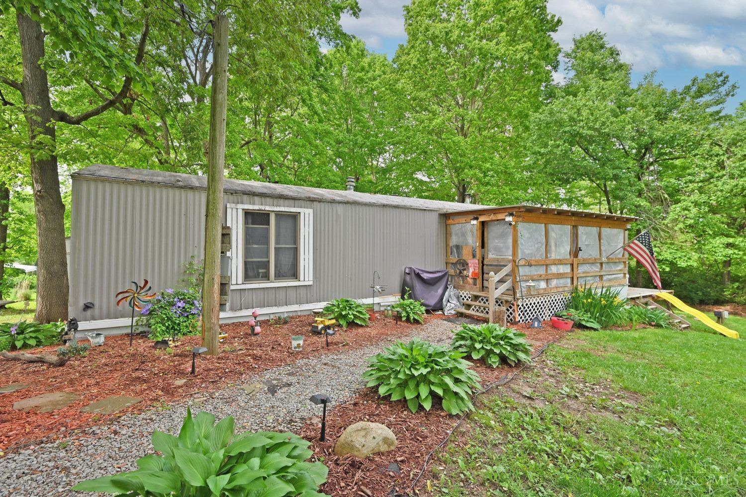 7087 Highland Trail