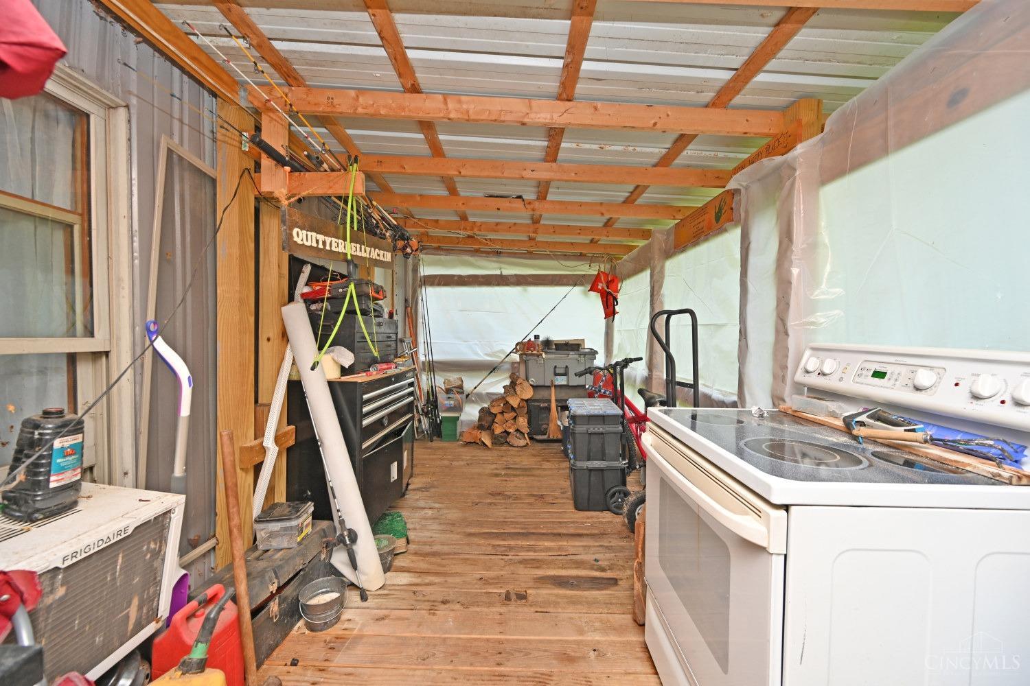 7087 Highland Trail