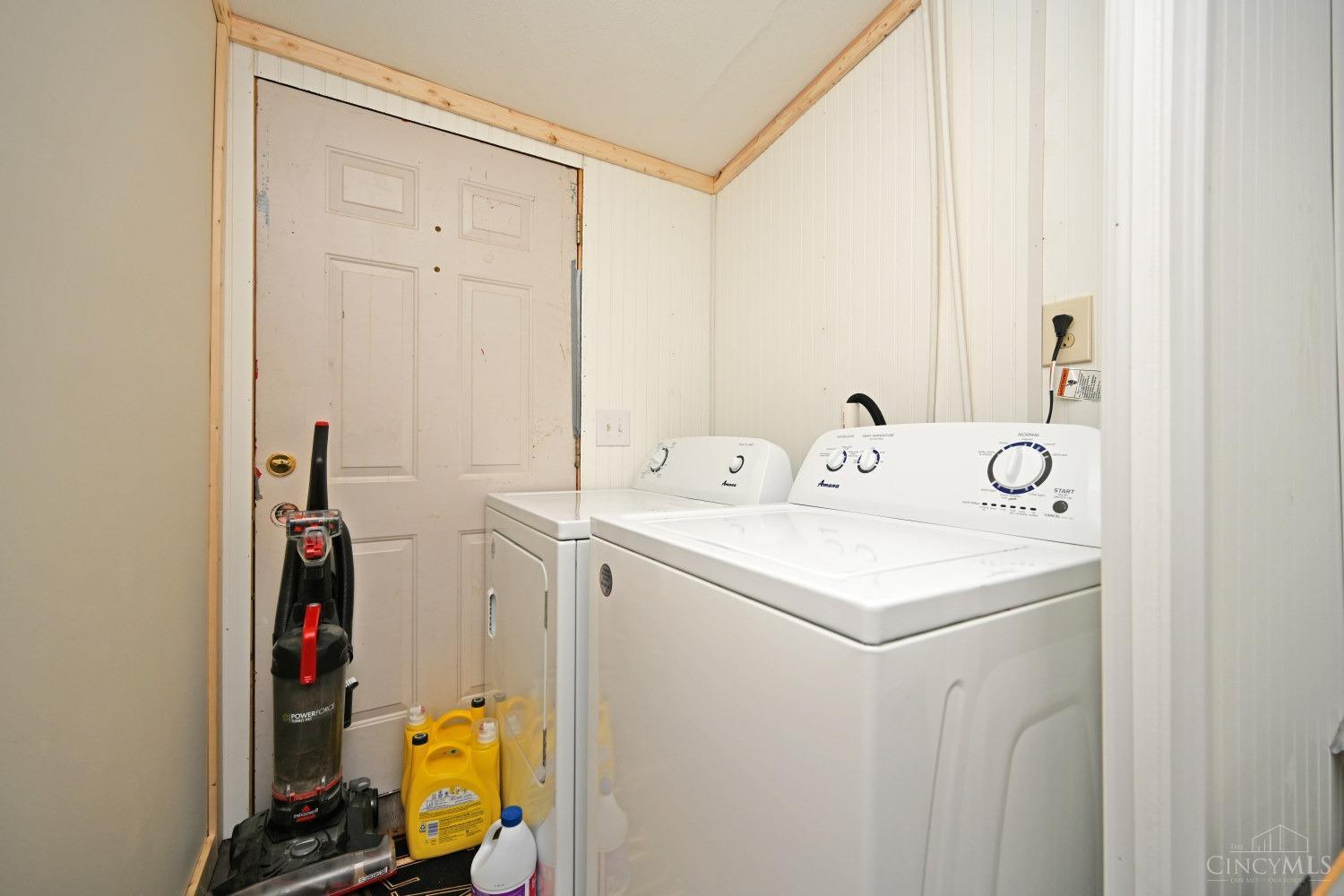 7087 Highland Trail