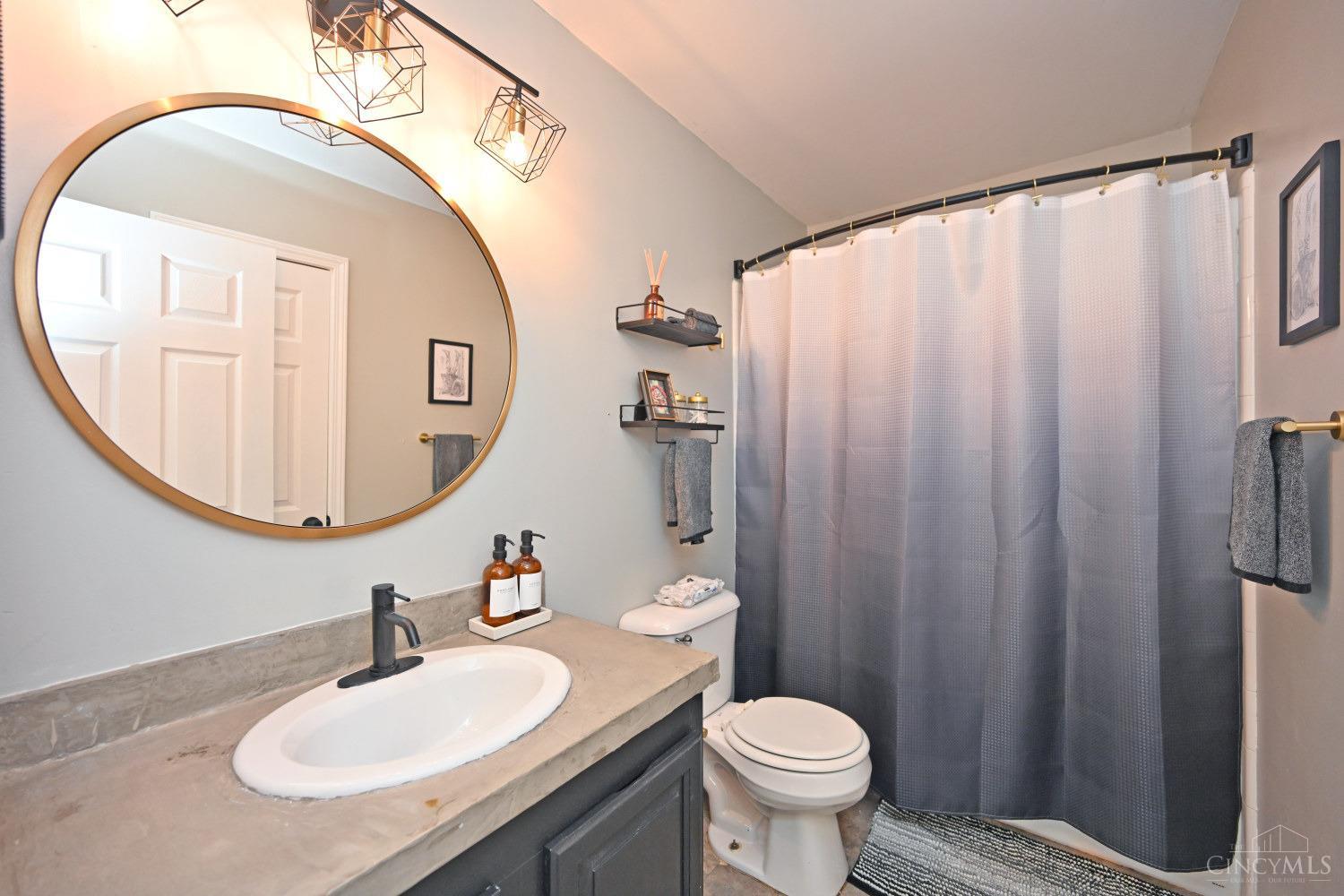 126 W Sixty Sixth Street