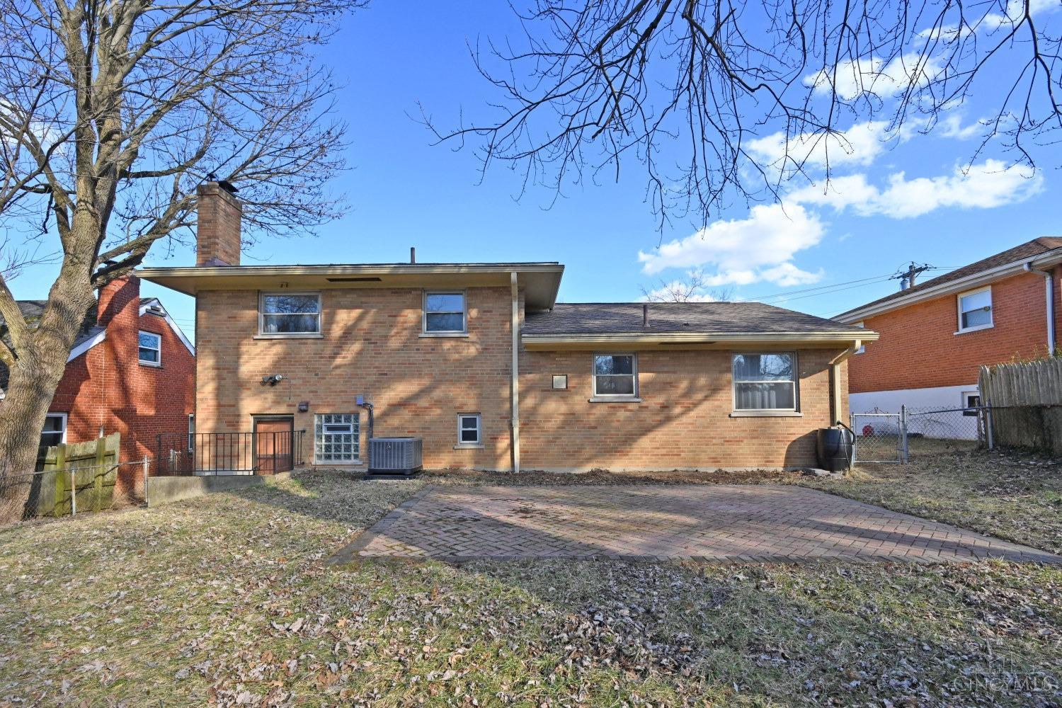 8457 Mockingbird Lane