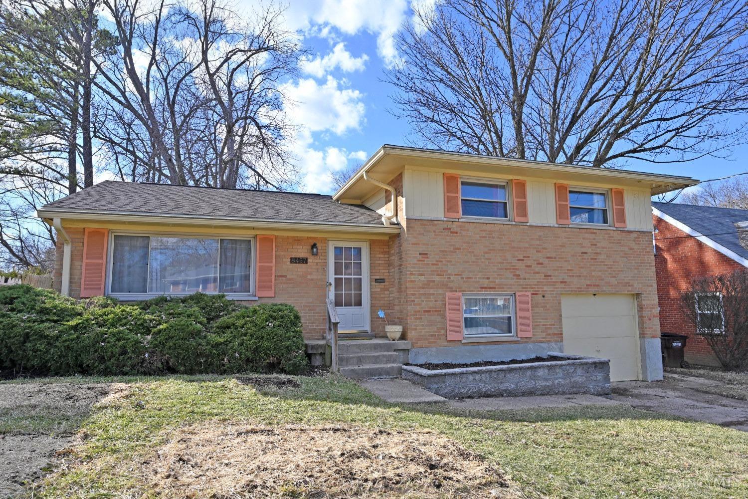 8457 Mockingbird Lane