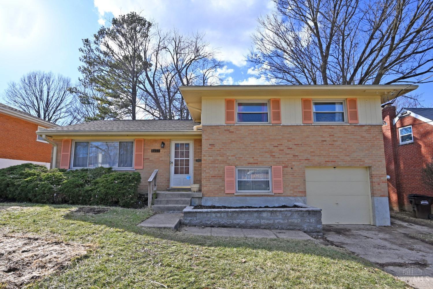 8457 Mockingbird Lane