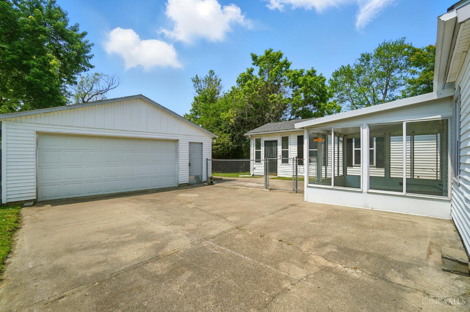 1019 Sarbrook Drive