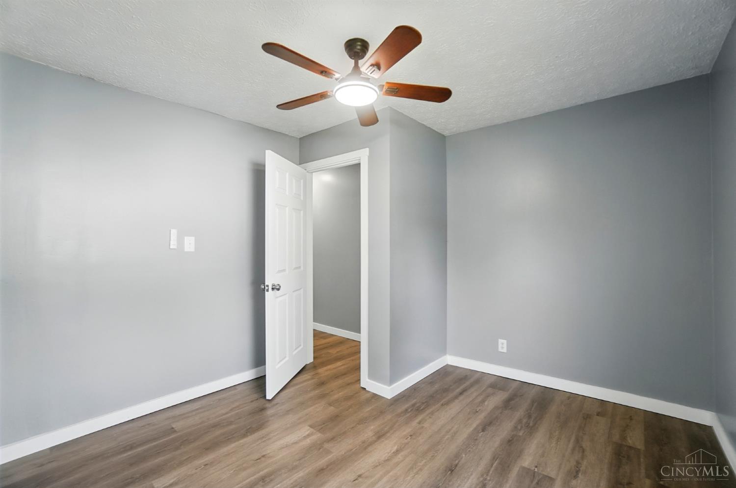 1019 Sarbrook Drive