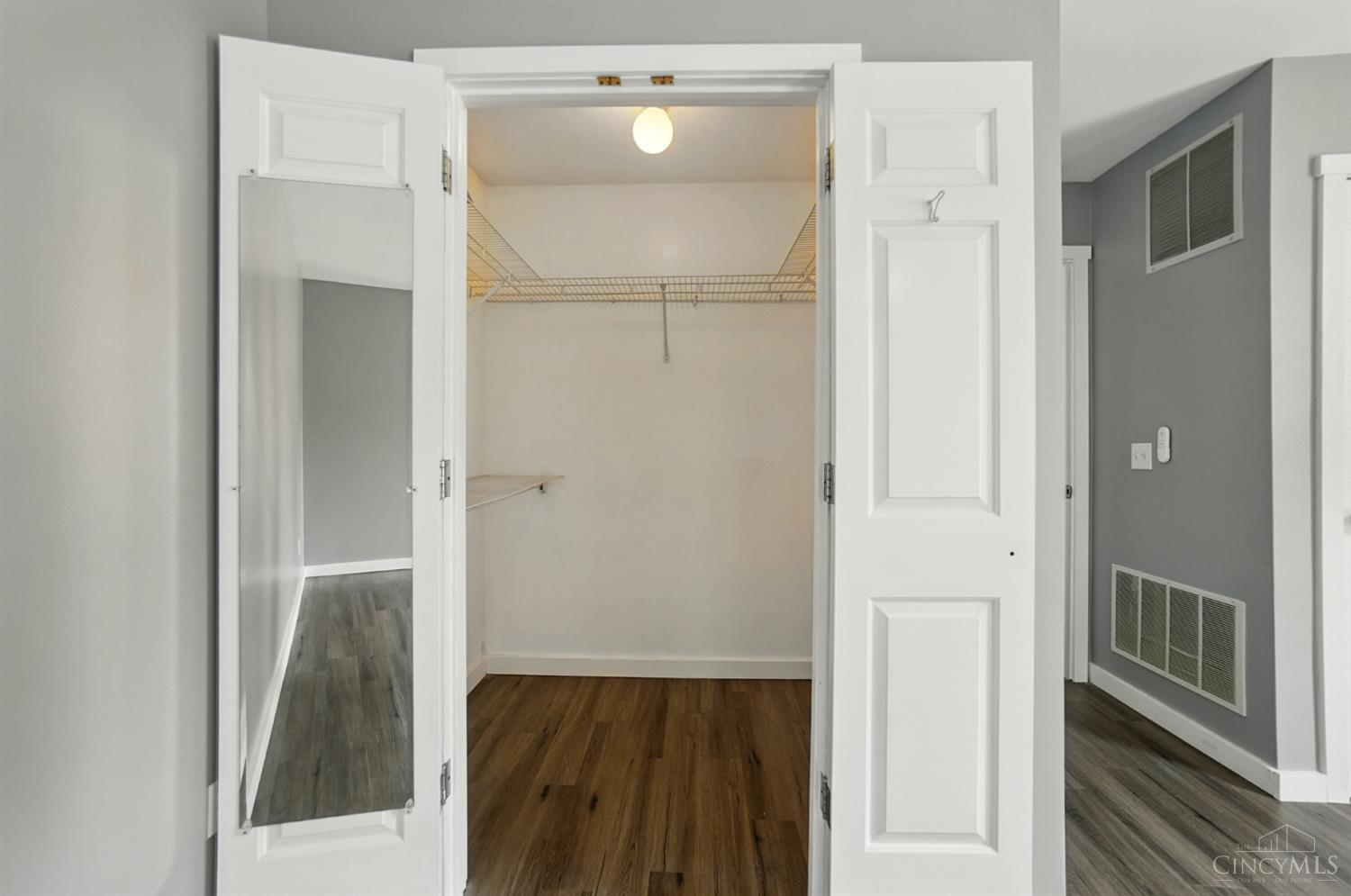1019 Sarbrook Drive