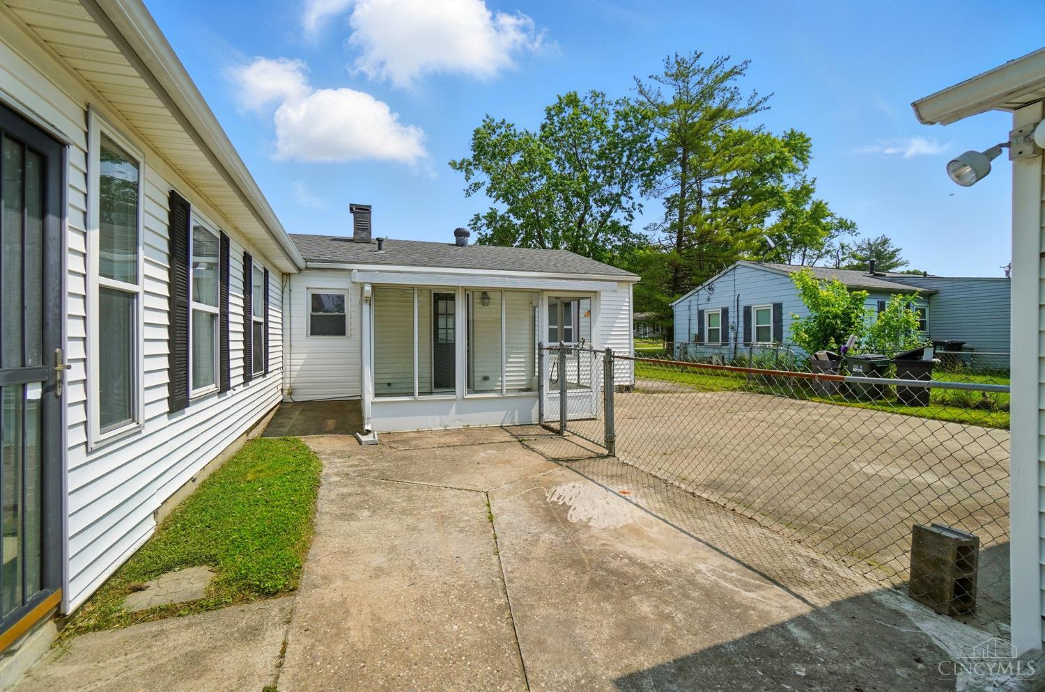 1019 Sarbrook Drive