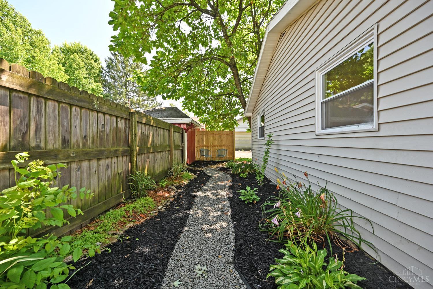 501 Alley Street