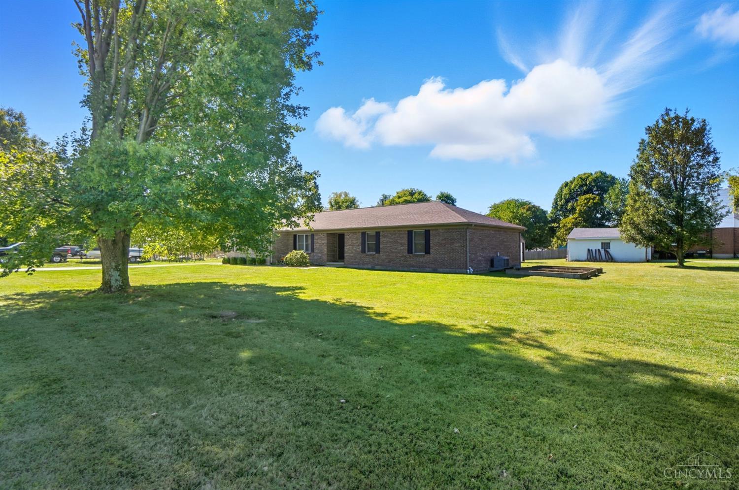 5887 Shaker Road