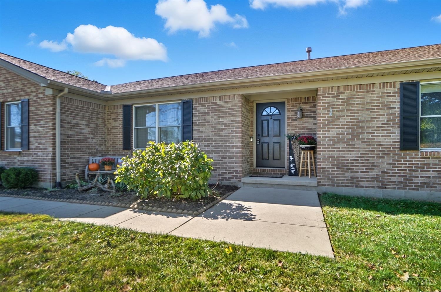 5887 Shaker Road