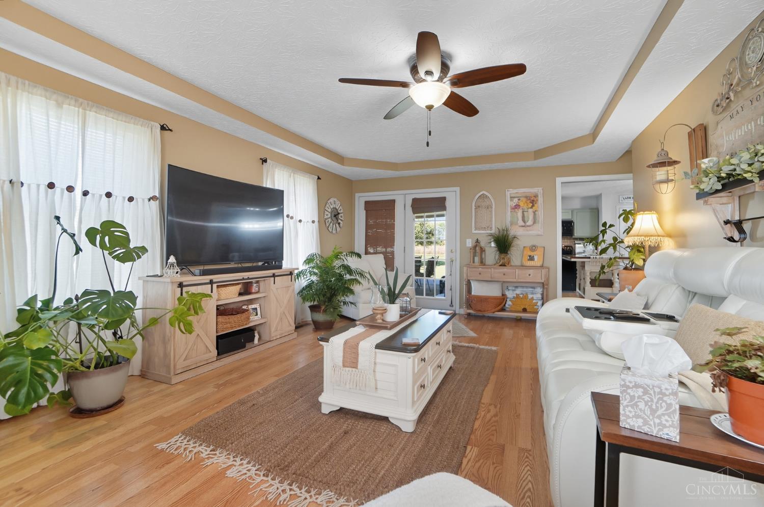 5887 Shaker Road