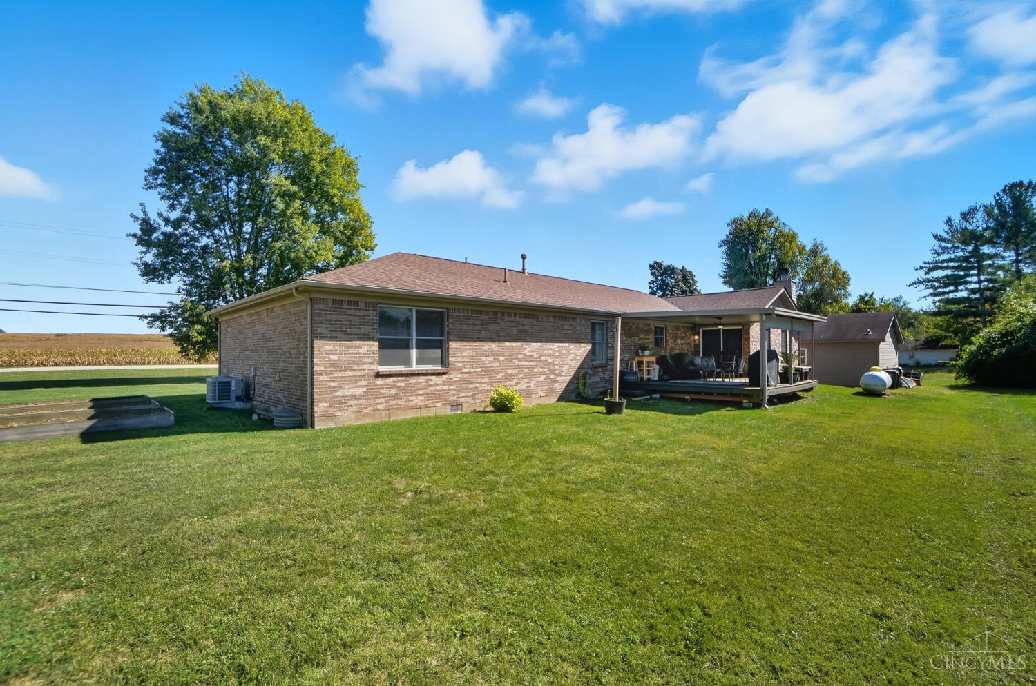 5887 Shaker Road