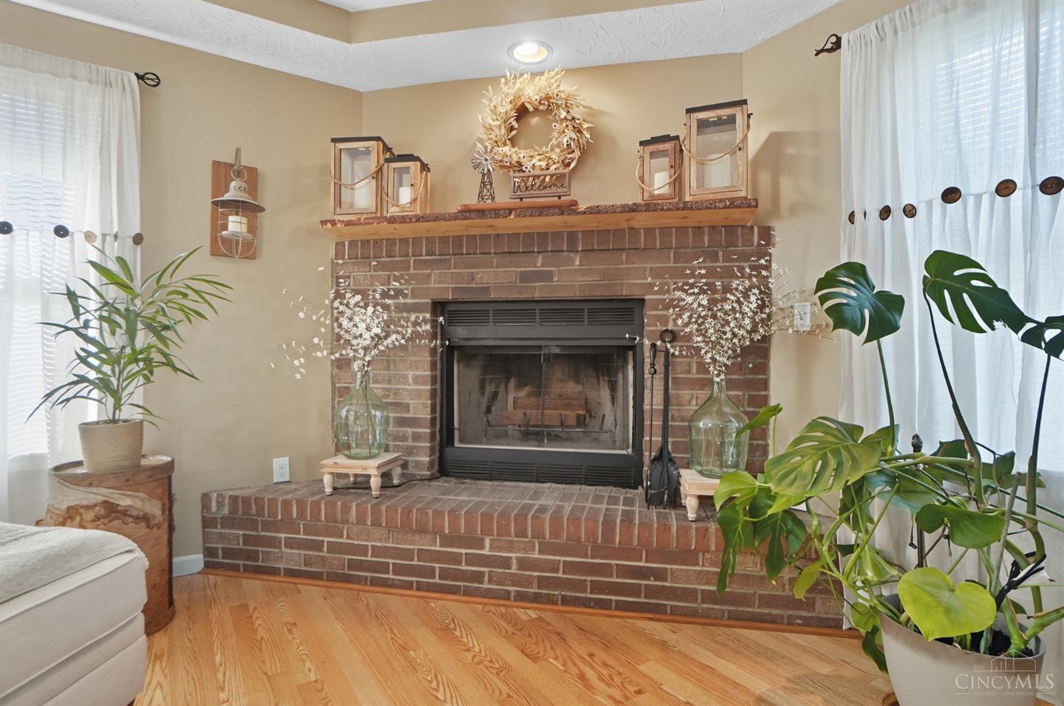 5887 Shaker Road